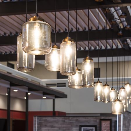 Holiday Inn Denver East By Ihg Bagian luar foto