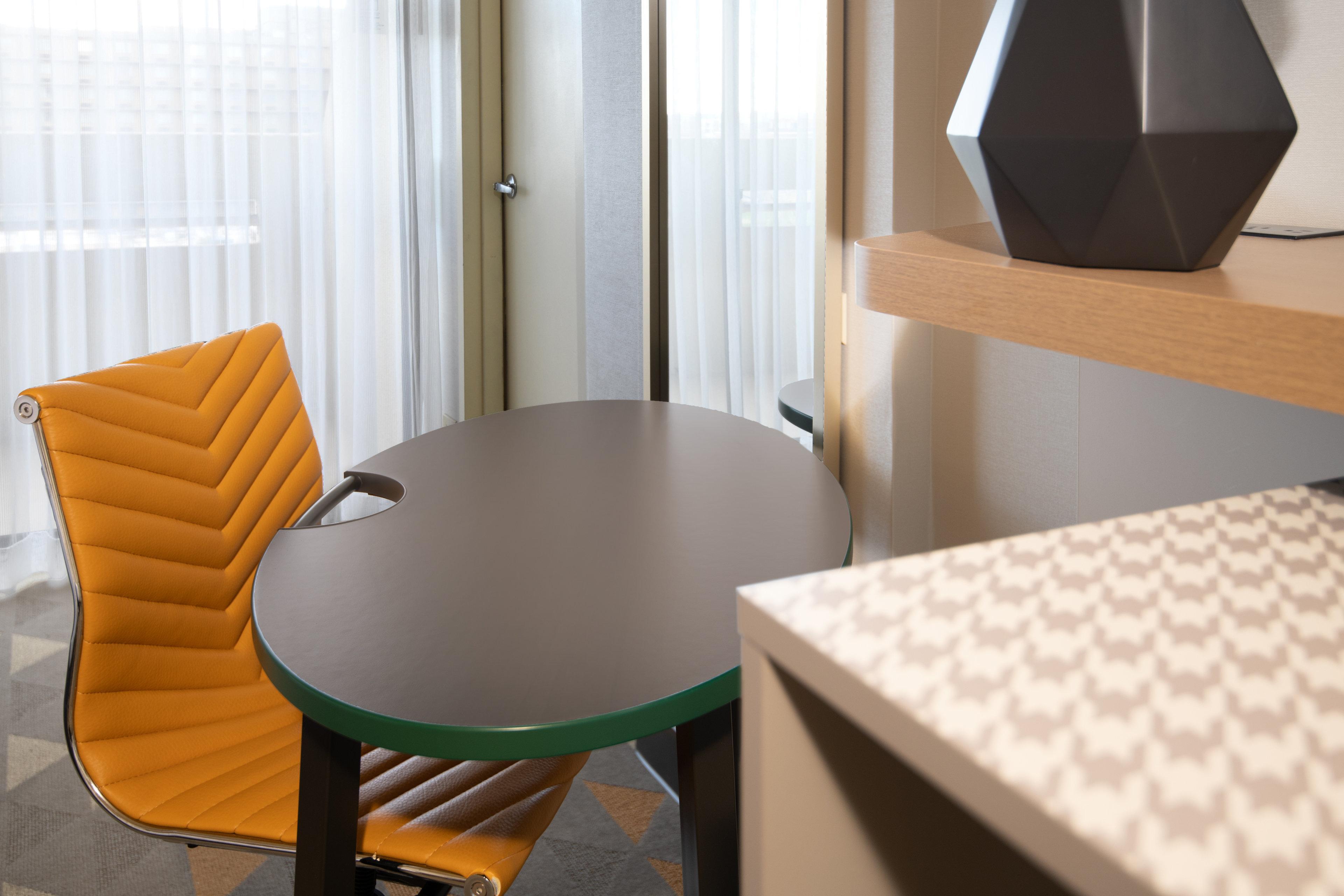 Holiday Inn Denver East By Ihg Bagian luar foto