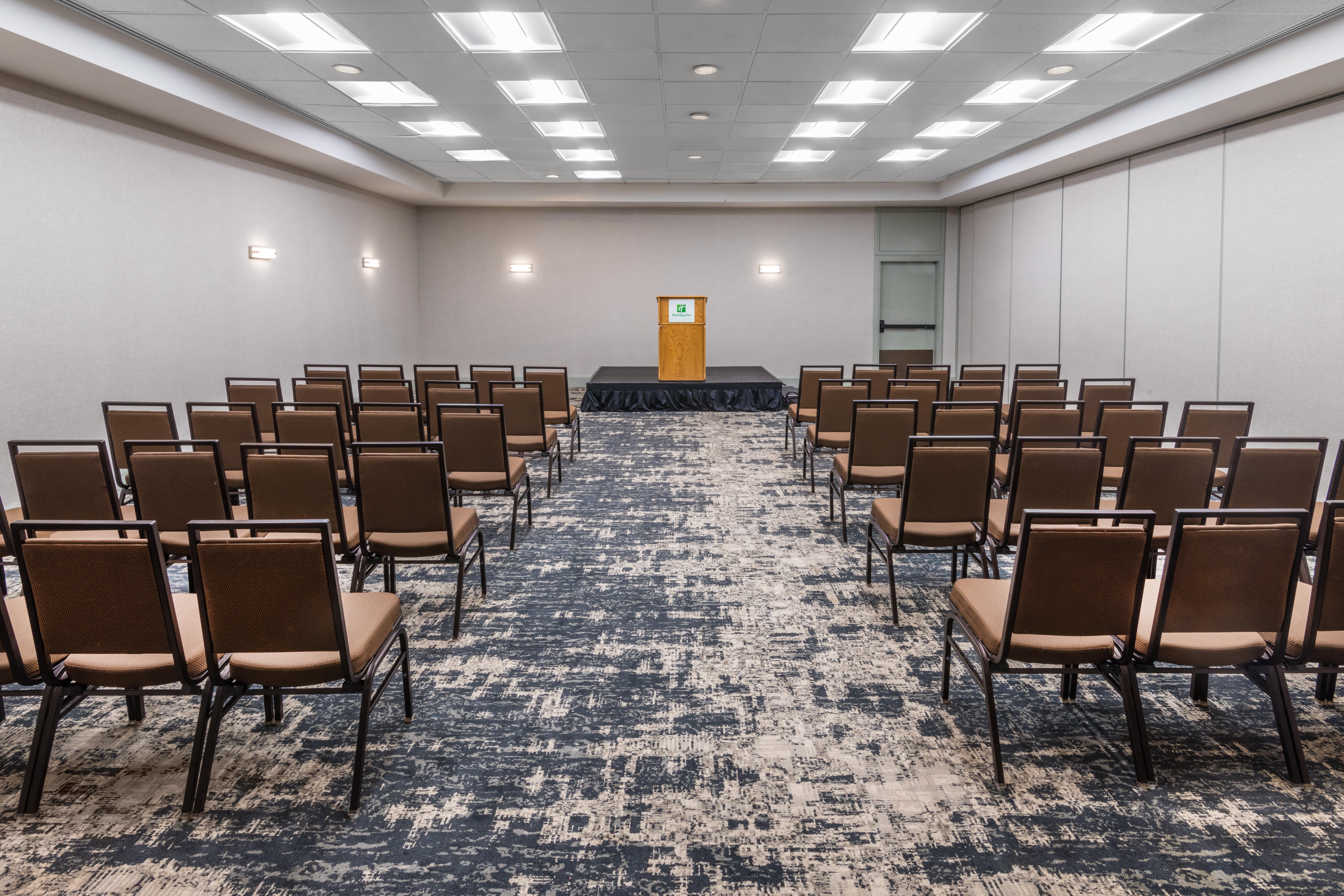 Holiday Inn Denver East By Ihg Bagian luar foto